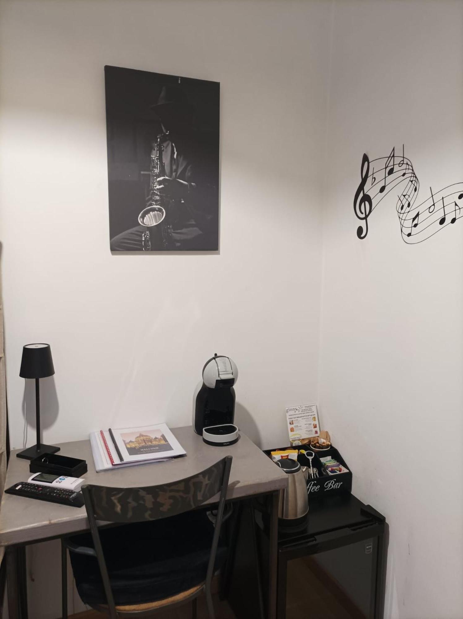 St Peter Suites Boutique Music Guesthouse Rome Exterior photo
