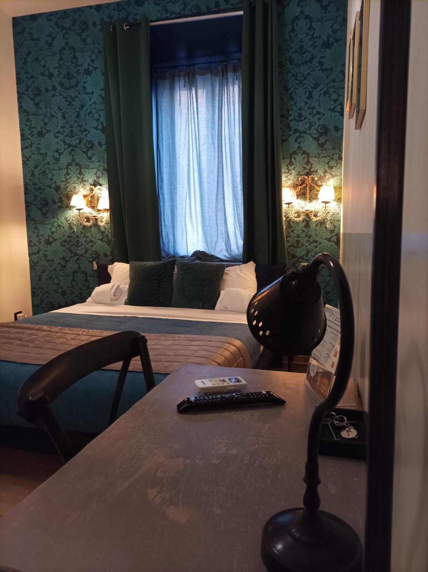 St Peter Suites Boutique Music Guesthouse Rome Exterior photo